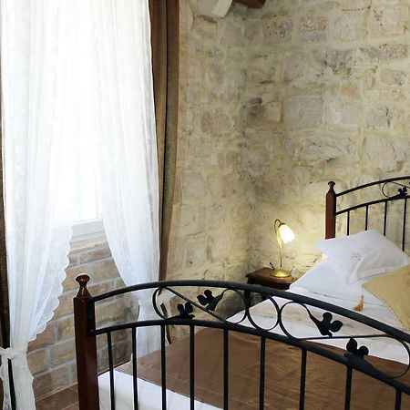 Apartments D&N Βις Εξωτερικό φωτογραφία